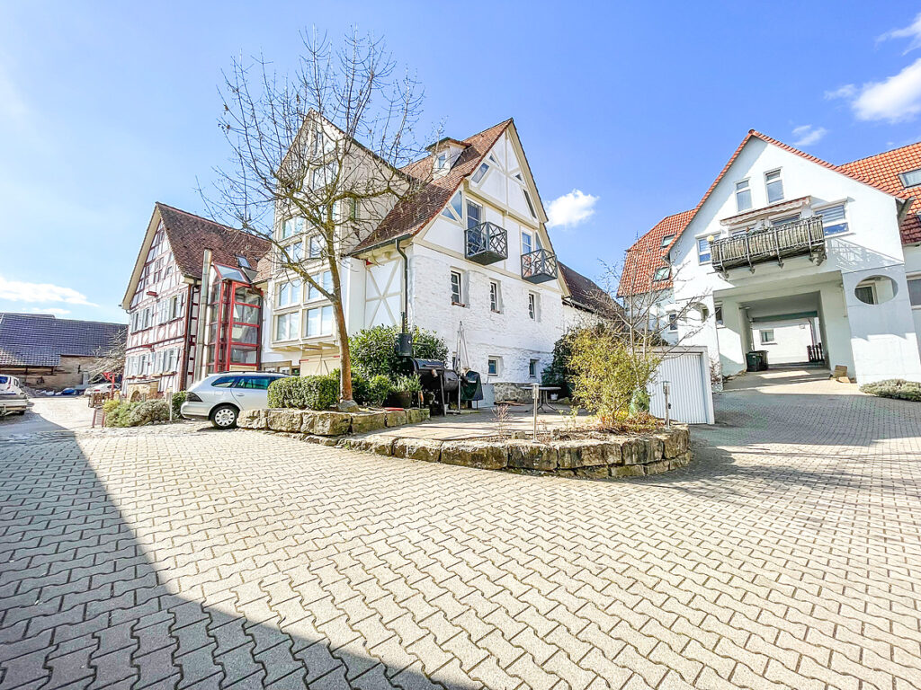 Haus 4