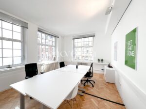 Büro-/ Konferenzraum