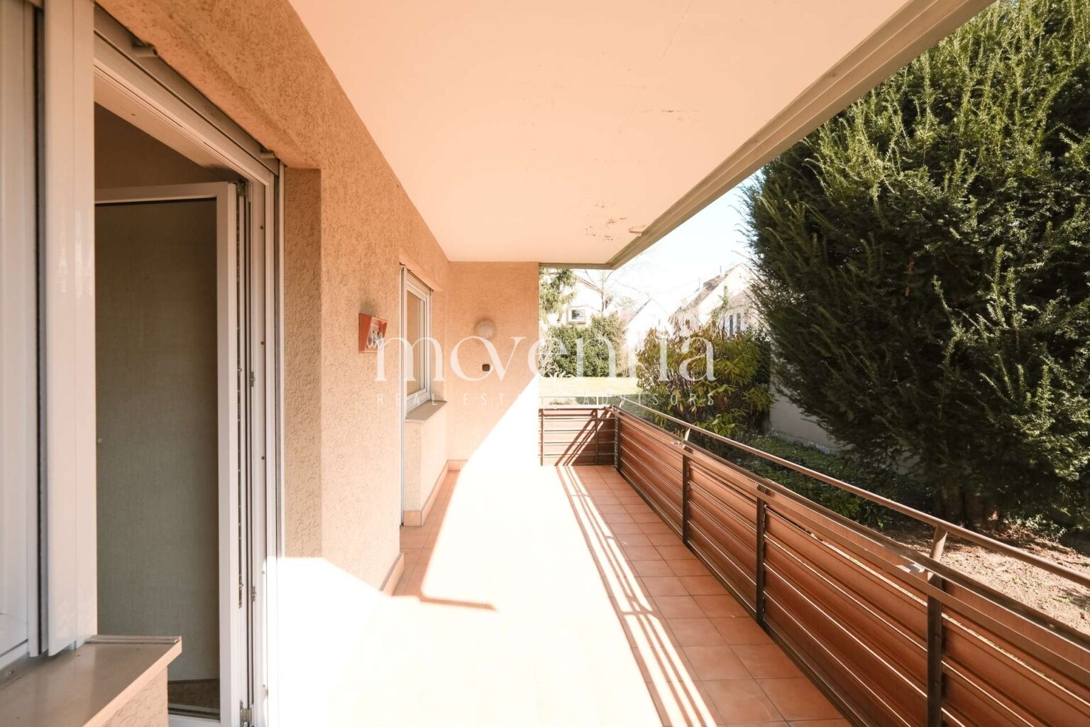 Balkon EG