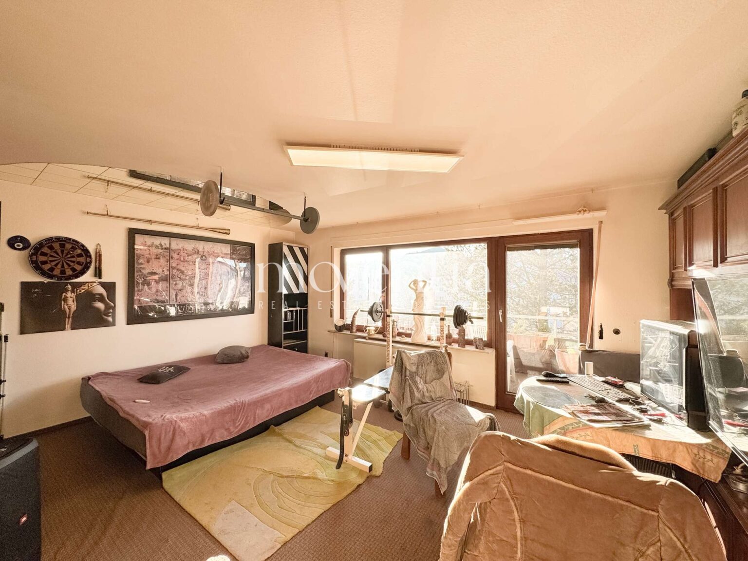 Wohn-/Schlafzimmer