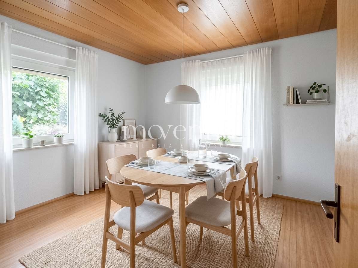 Esszimmer eingerichtet