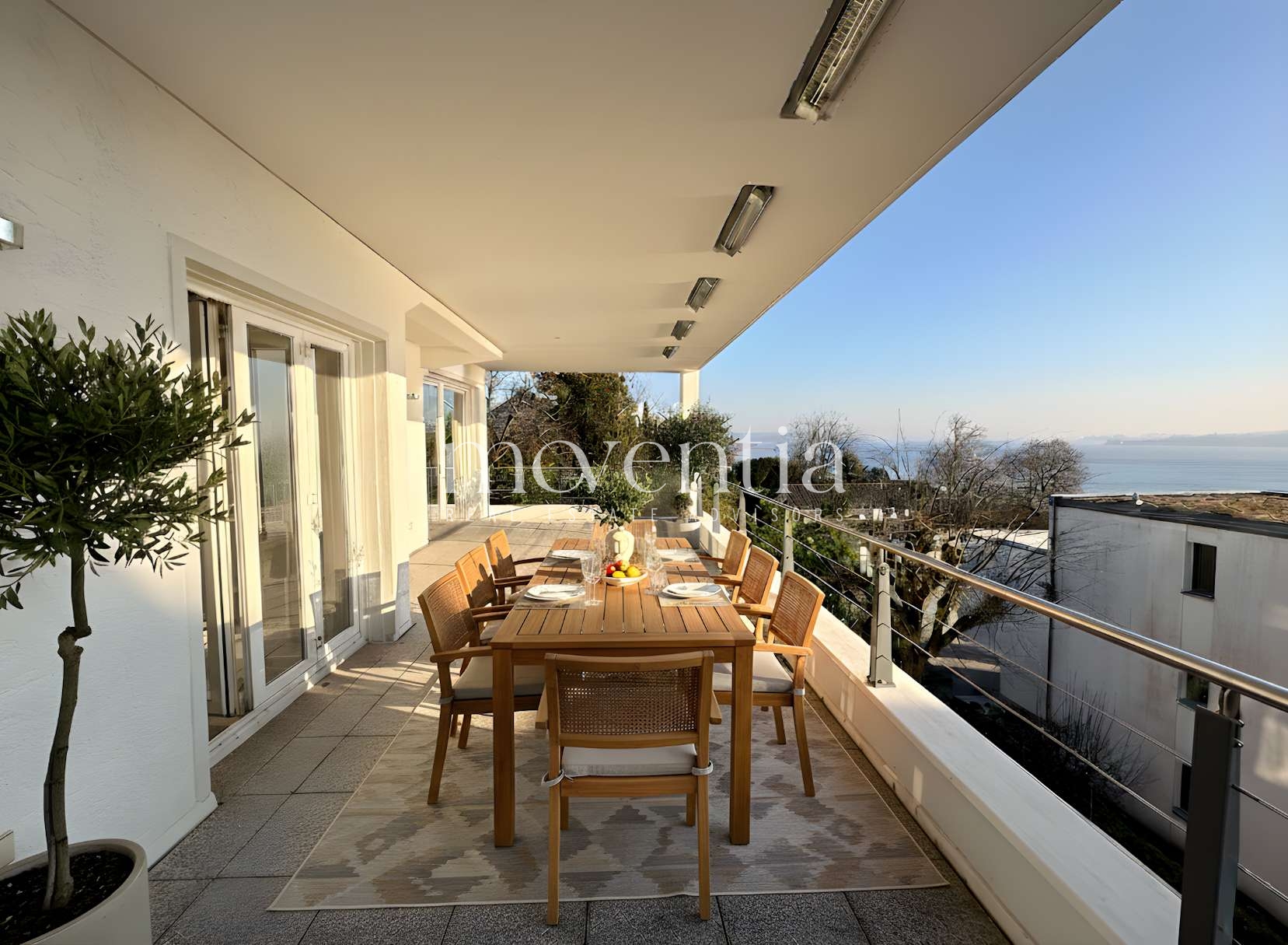 Balkon mit Ausblick EG