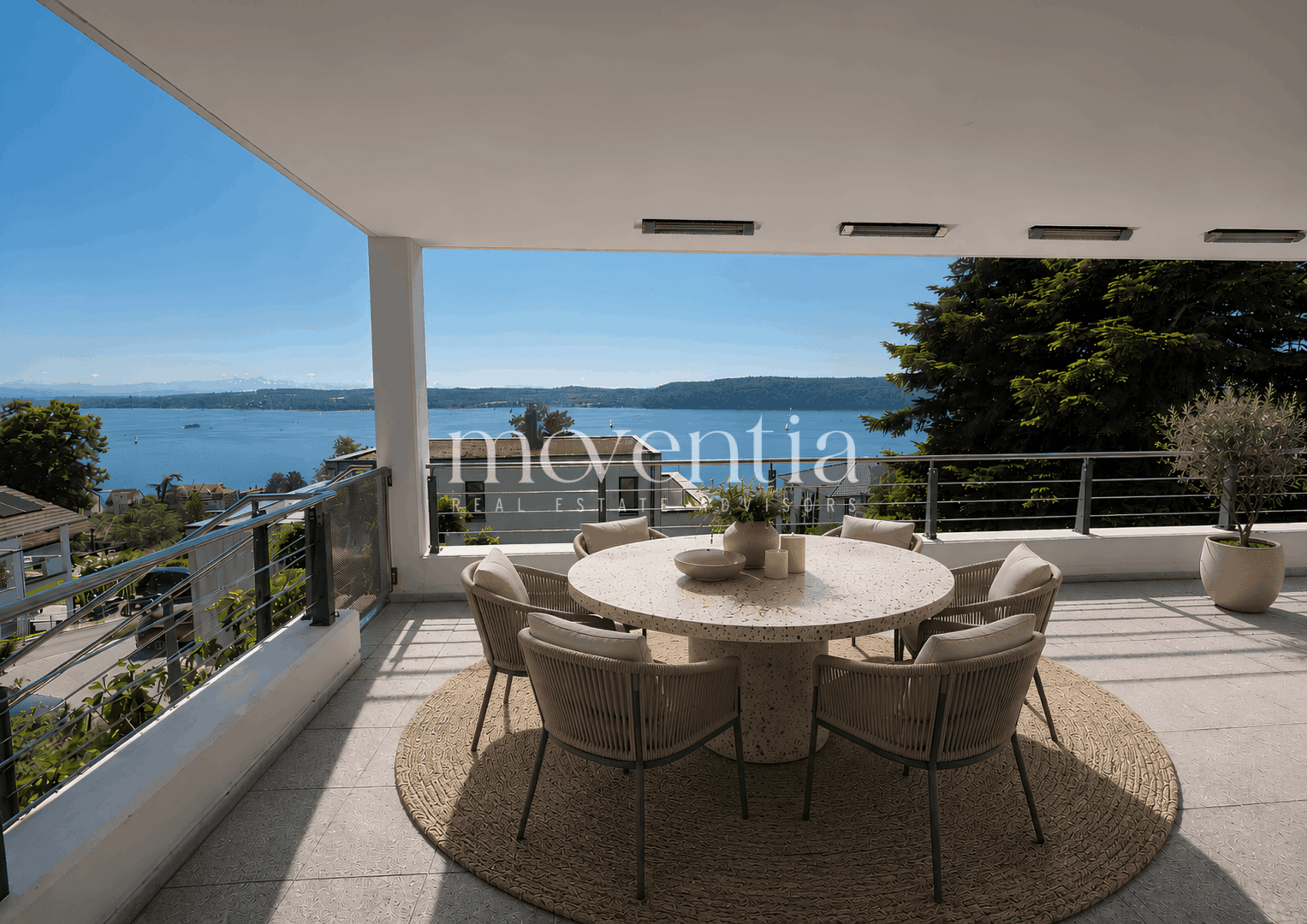 Balkon mit Ausblick EG
