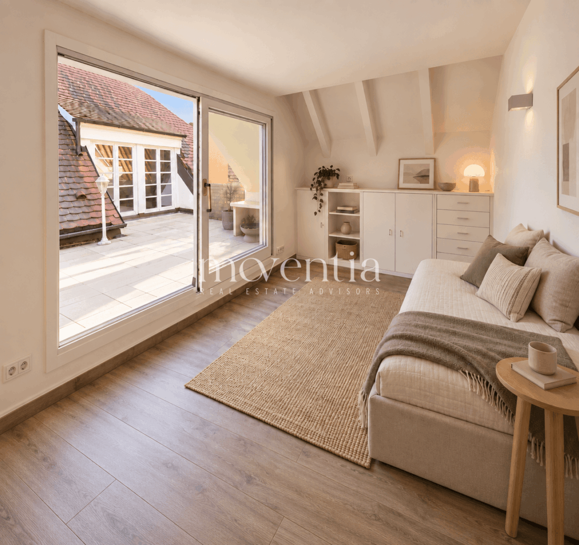 Offenes Zimmer_möbliert